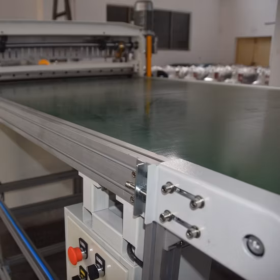 Machine électrique de découpe de 1600mm pour boîtier en contreplaqué de haute qualité CE ISO pour matériaux souples