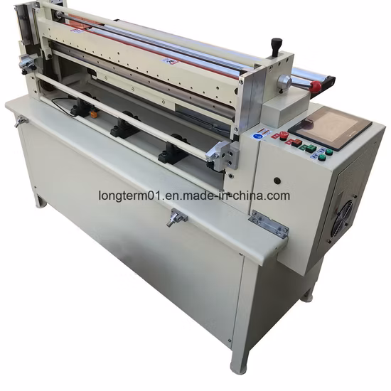 Machine de découpe de rouleaux de tissus tissés à feuilles